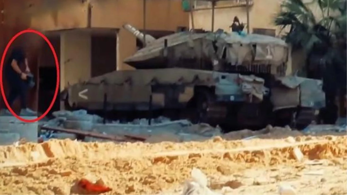 Kassam savaşçısı, dibine kadar girdiği İsrail tankını havaya uçurdu