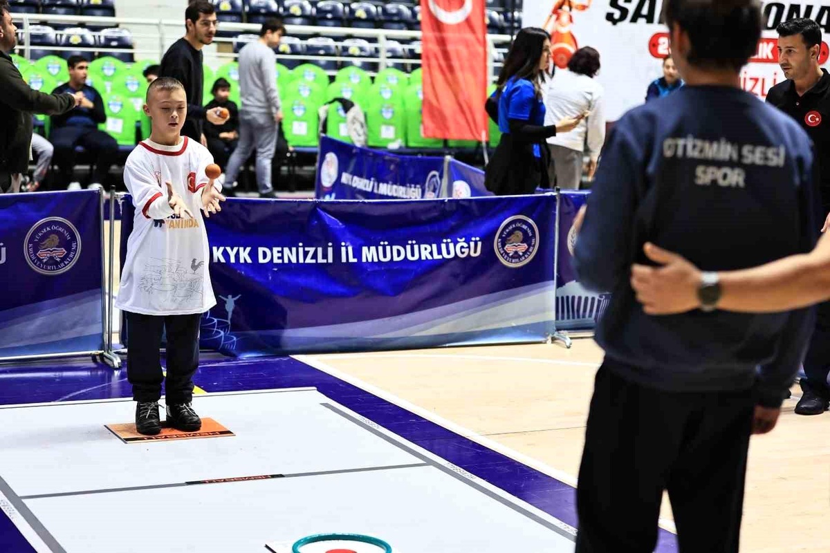 Denizli\'de \'Hemsball Şampiyonası\' düzenlendi
