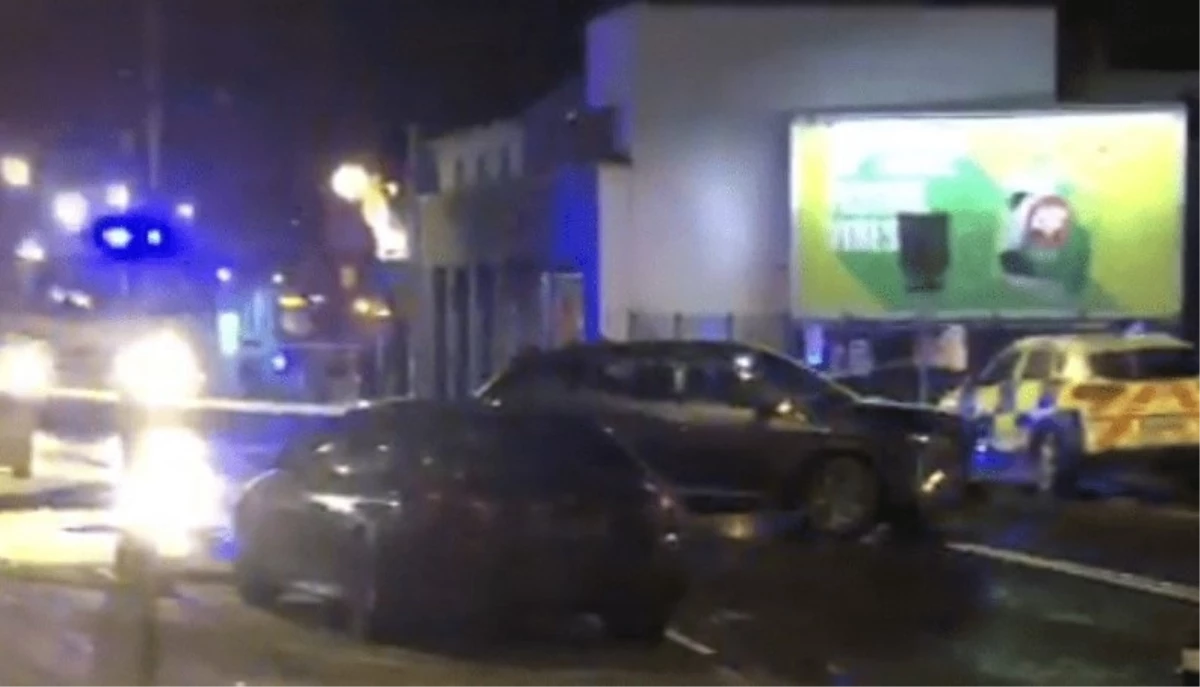 İrlanda\'da restorana saldırı! 20 yaşındaki saldırgan bıçaklanarak öldürüldü