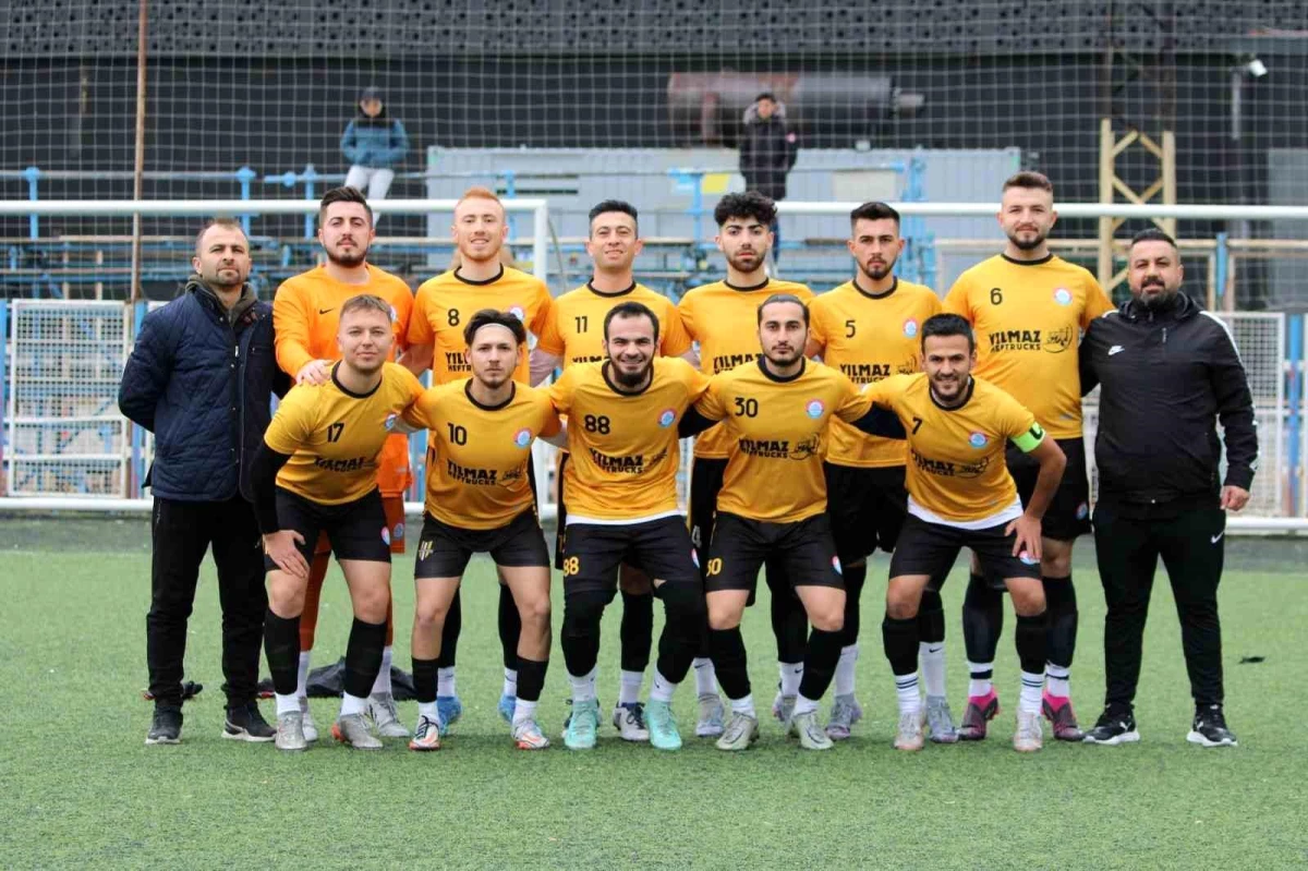 E.M. Döğerspor, Yeni Esenspor\'u 8-0 mağlup etti