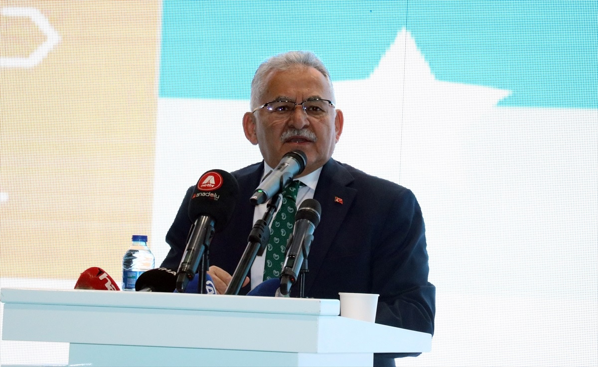 Kayseri\'de ORAKAF\'23 Kariyer Fuarı Açıldı