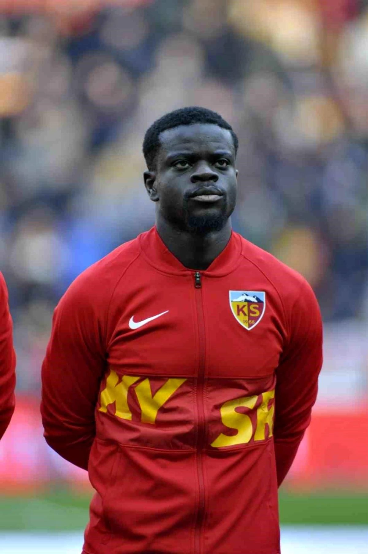 Kayserispor\'un Kamerunlu futbolcusu sözleşmesini feshetti