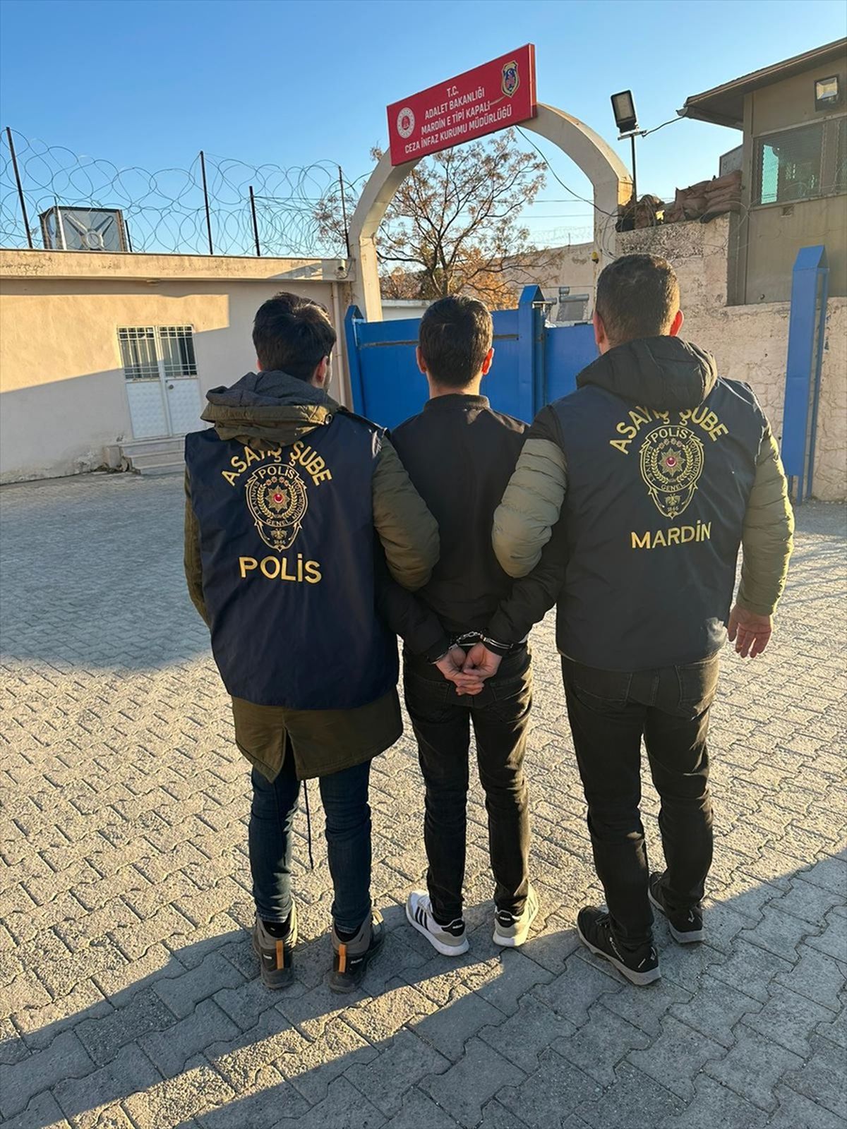 Mardin\'de aranan 63 şüpheliden 14\'ü tutuklandı