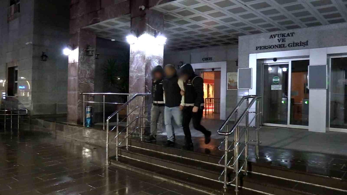 Rize\'de 21 Ruhsatsız Tabanca Yakalandı