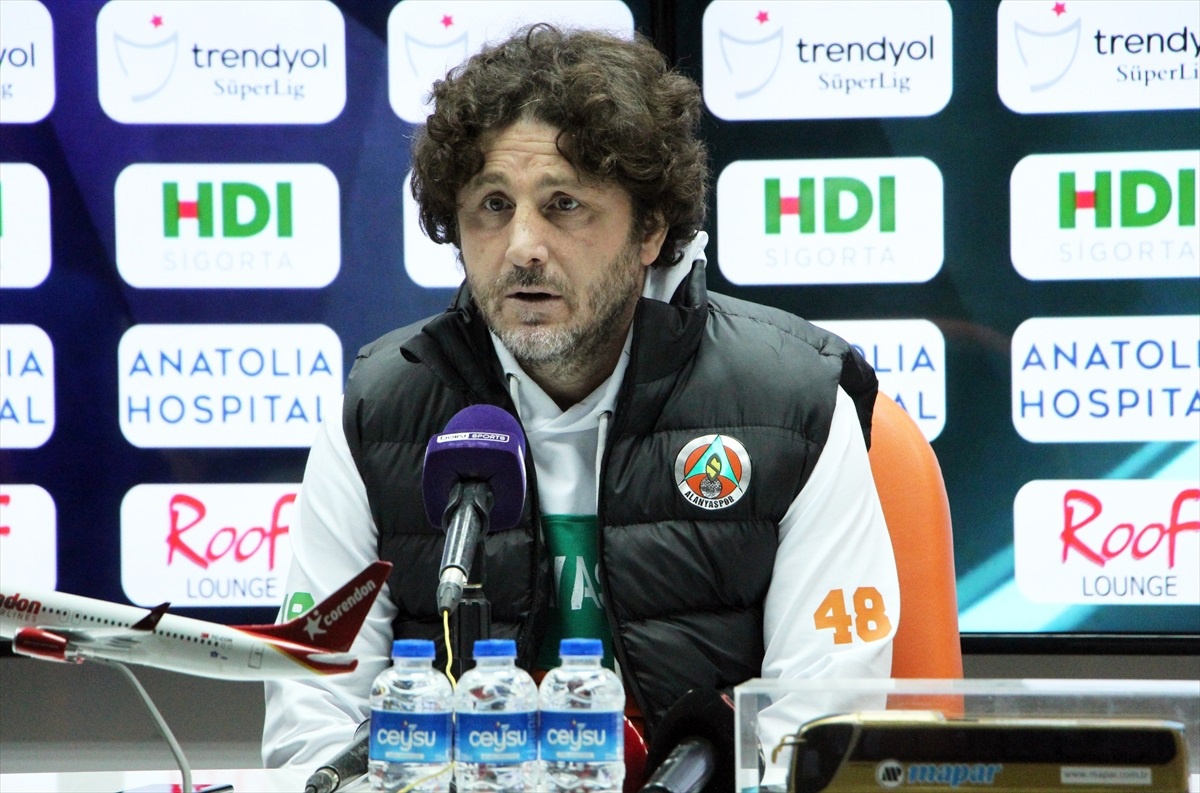Samsunspor Teknik Direktörü Gisdol: \'Maçı İlk Yarıda Kaybettik\'