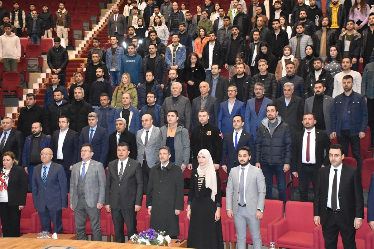 Şırnak\'ta \'Uluslararası Geleceğin Mühendisleri\' konferansı düzenlendi