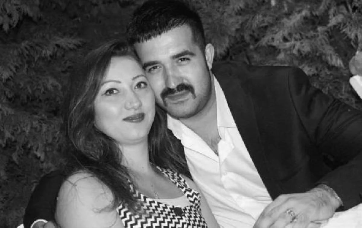 İzmir\'de kıskançlık nedeniyle eşini bıçaklayarak öldürdü