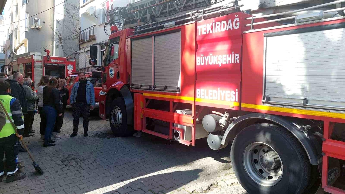 Tekirdağ\'da çıkan yangında bir çocuk hastaneye kaldırıldı