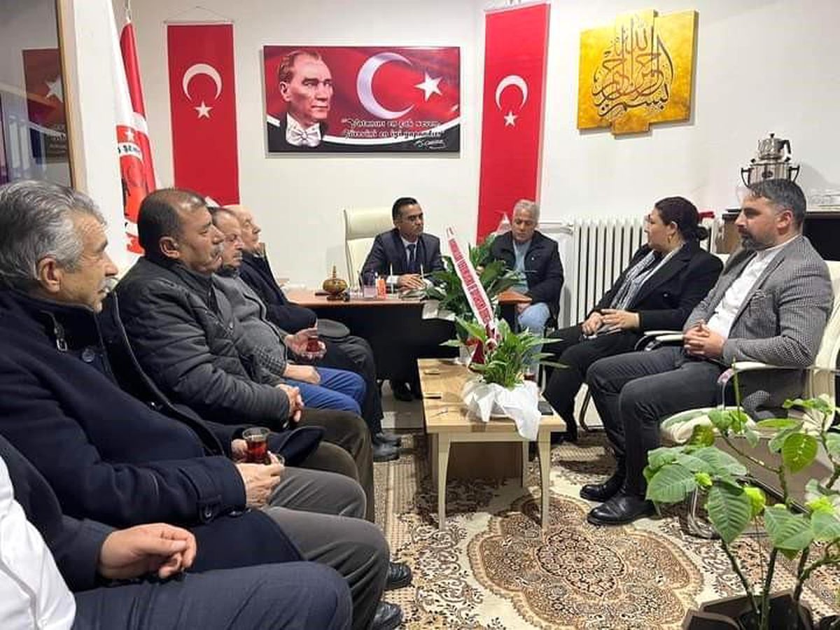 AK Parti Kırşehir İl Başkanı Şehit Aileleri Derneklerini Ziyaret Etti