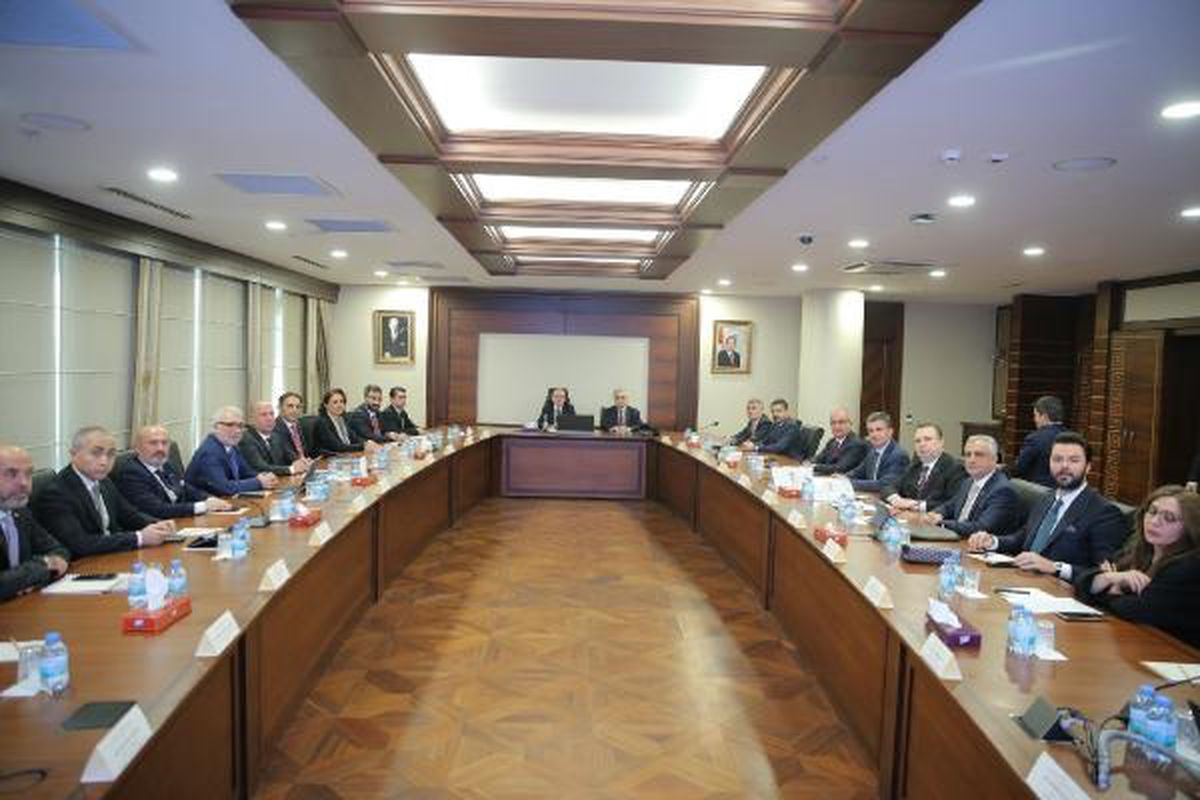 Şimşek: Enerjide dışa bağımlılığımızı azaltıyoruz