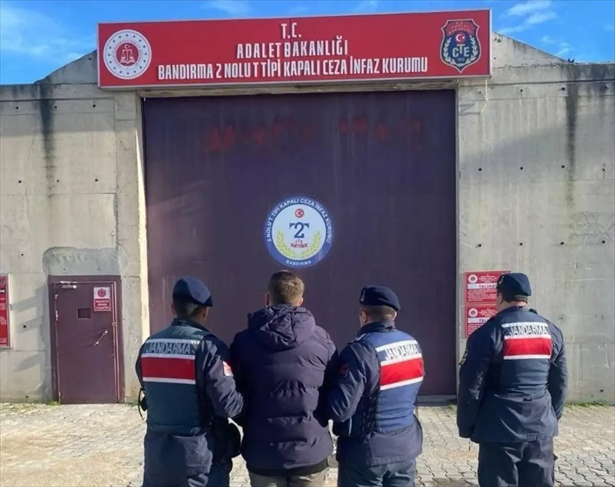 Balıkesir'de telefon dolandırıcılığı şüphelisi tutuklandı