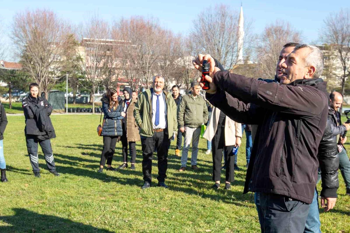 Bursa Büyükşehir Belediyesi Özel Güvenlik Personeline Göz Yaşartıcı Sprey Eğitimi Verdi