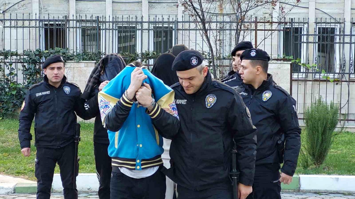 Samsun\'da Bonzai Hammaddesiyle İlgili 5 Kişi Gözaltına Alındı