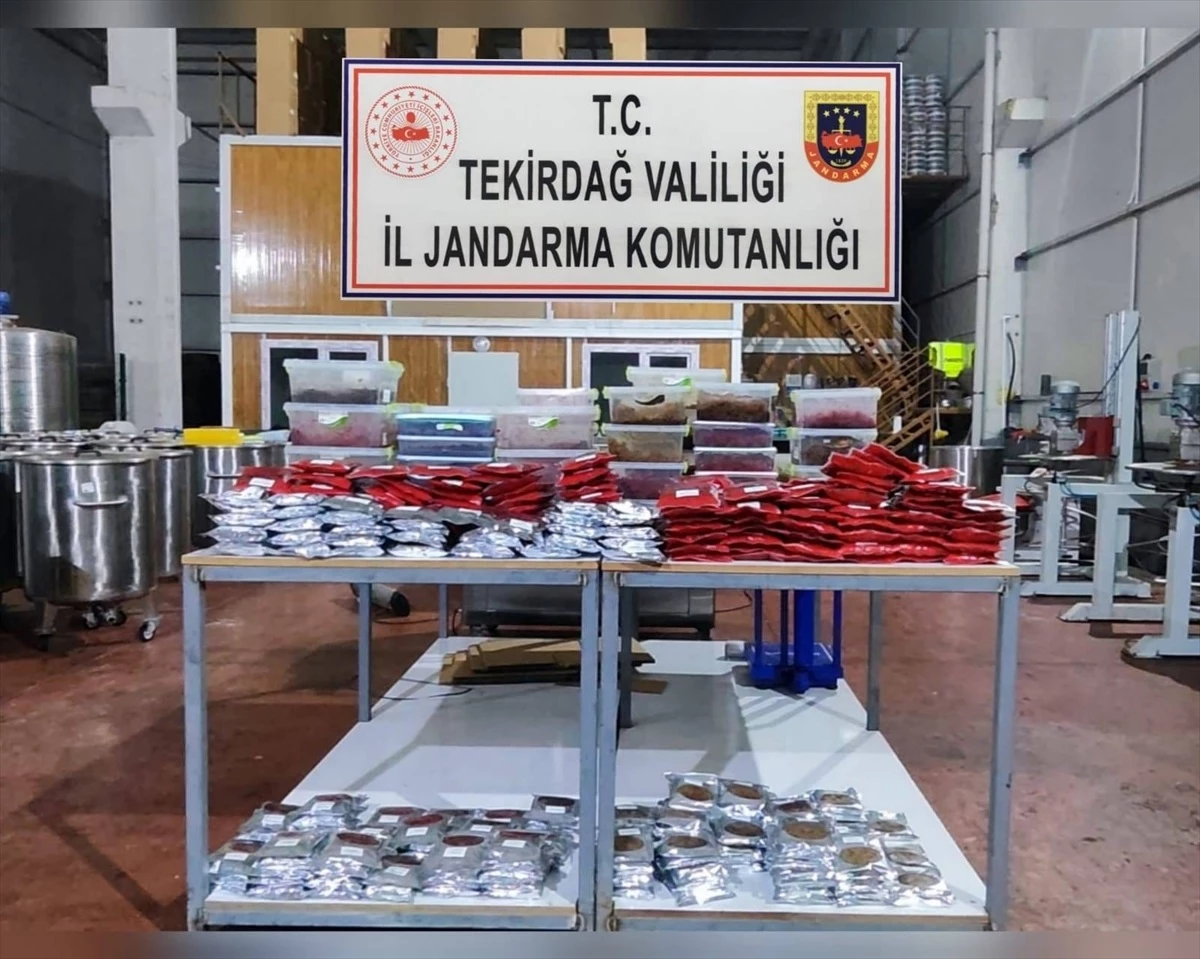 Çerkezköy\'de Kaçak Nargile Tütünü Operasyonu: 292 Kilogram Ele Geçirildi