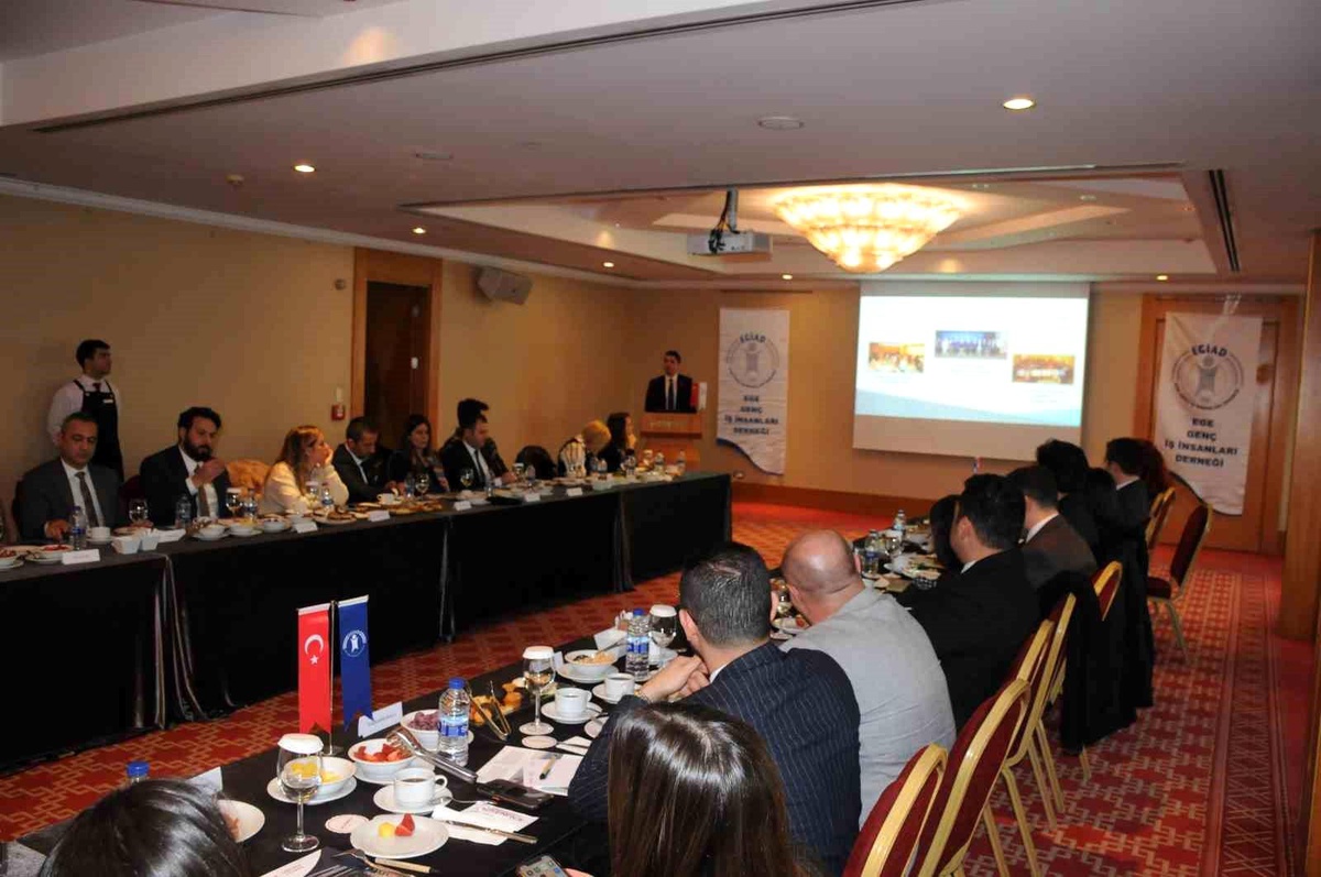 EGİAD Danışma Kurulu, 2023 Yılının Son Toplantısını Gerçekleştirdi