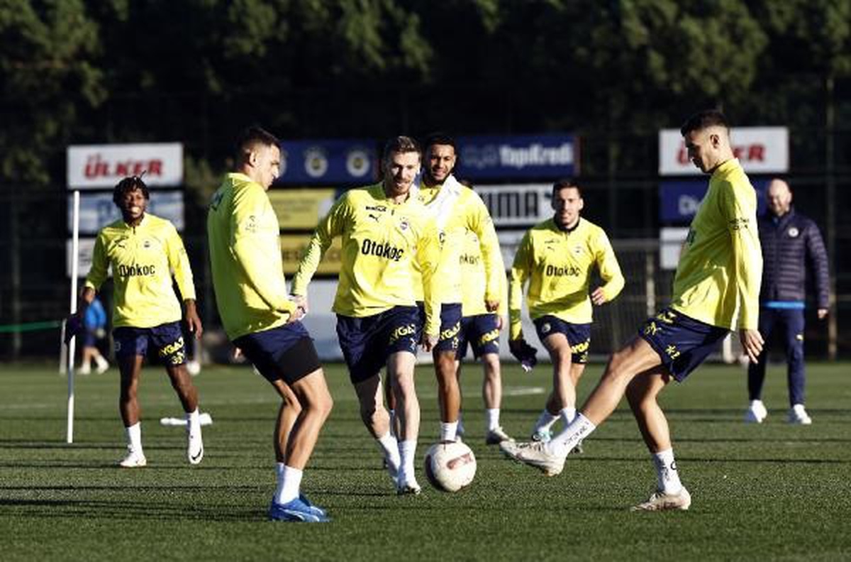 Fenerbahçe, Galatasaray maçı için hazırlıklarını sürdürdü