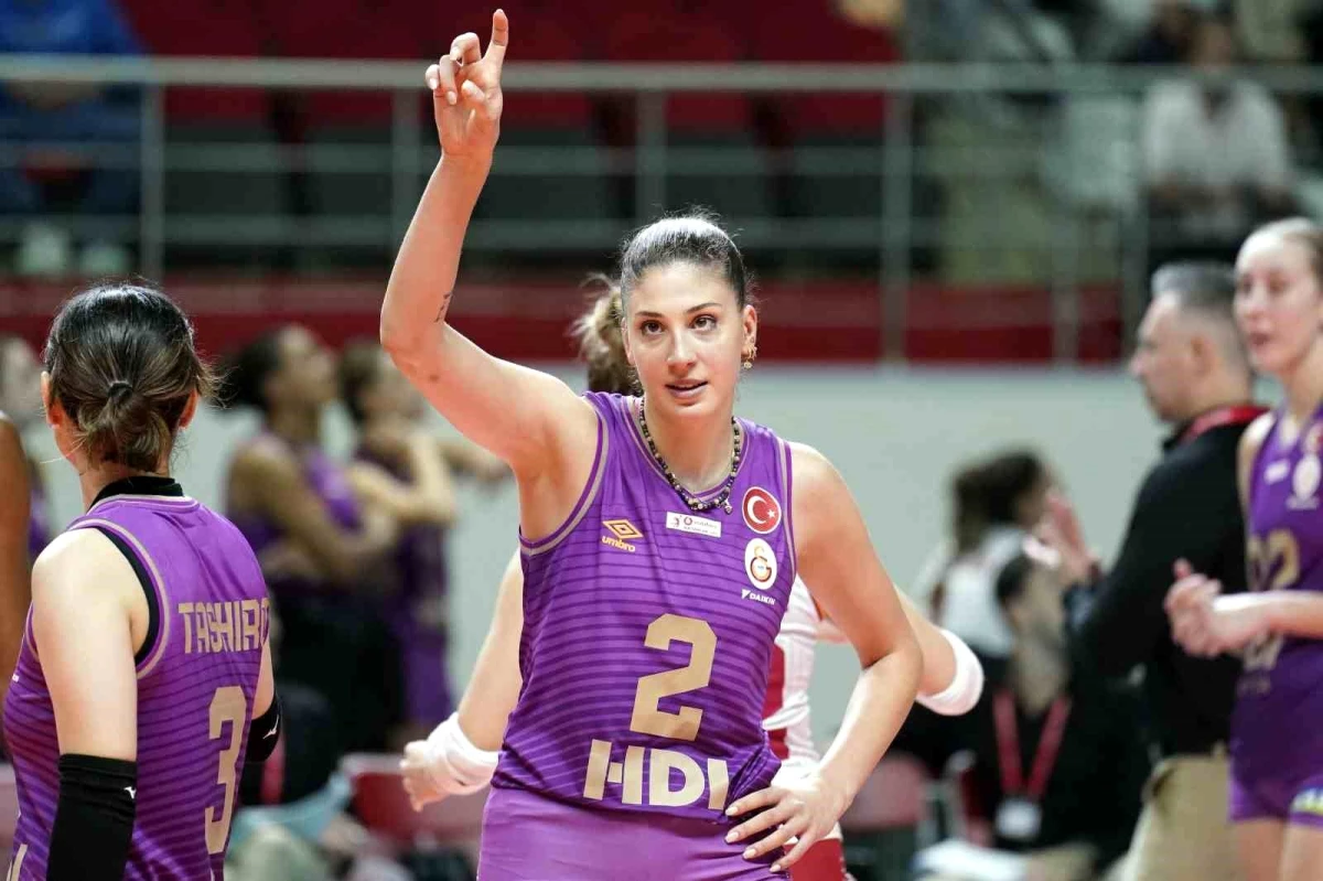 Galatasaray Kadın Voleybol Takımı İlkin Aydın ile sözleşme yeniledi