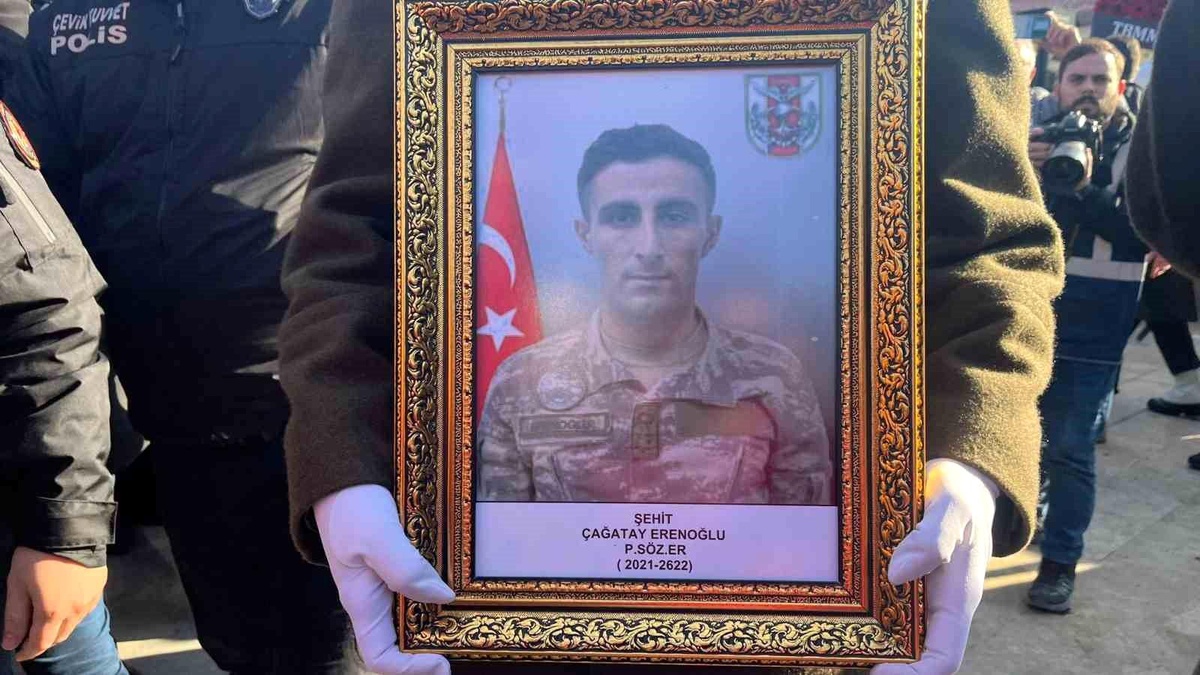 Gazi olan ve şehit düşen asker Sinop\'ta son yolculuğuna uğurlandı