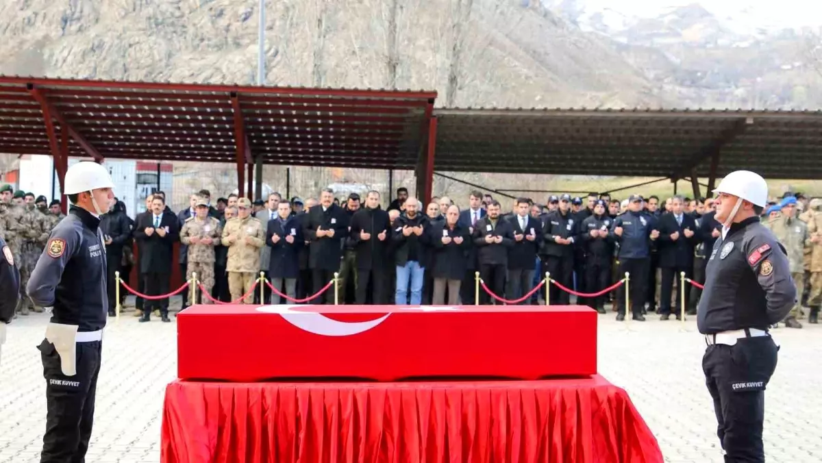 Hakkari\'de Polis Memuru Kalp Krizi Sonucu Hayatını Kaybetti