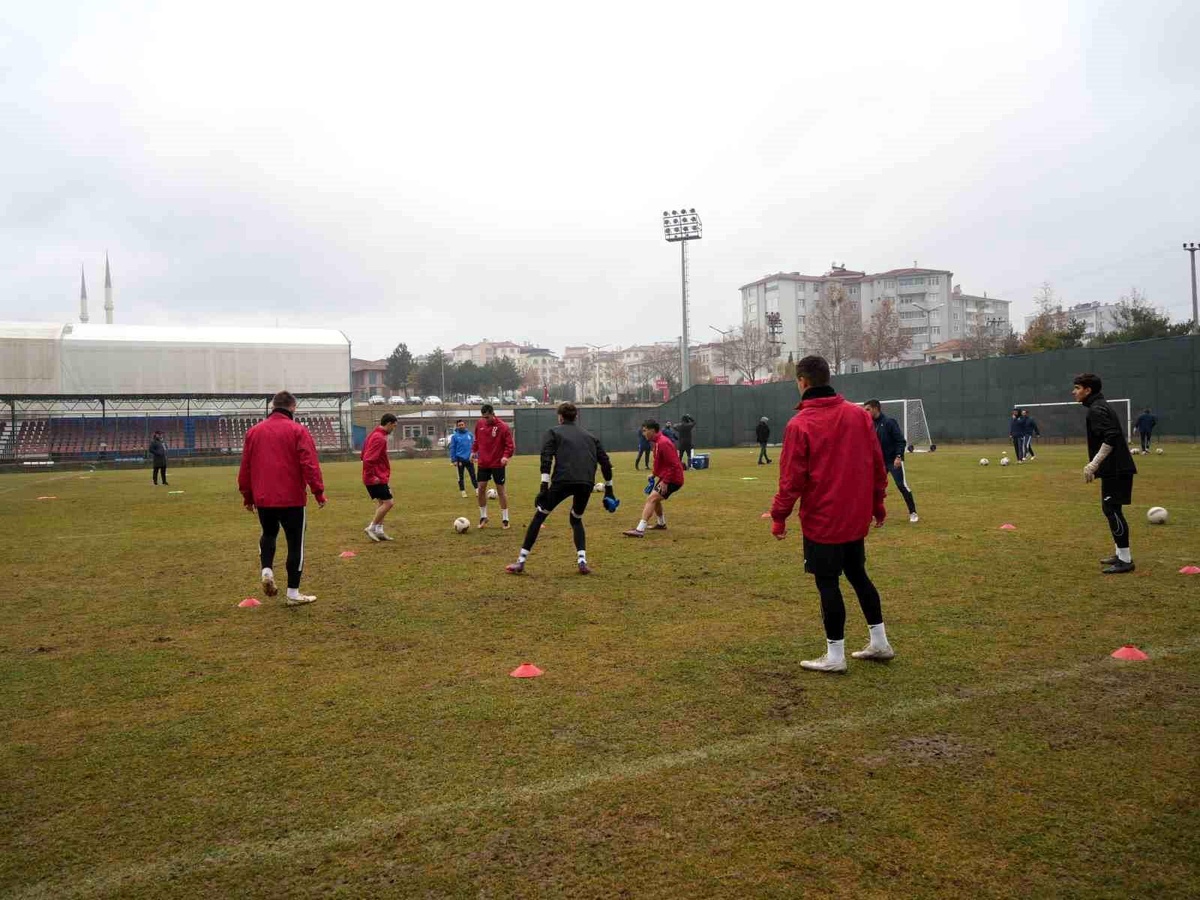 Kastamonuspor, lider olarak kampa girecek