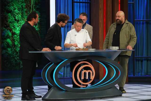 MasterChef'te ilk şef önlüğünü giyen isim Tahsin oldu