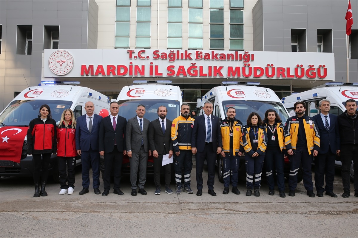 Mardin\'e tam donanımlı 4 ambulans hizmete girdi