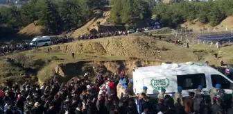PENÇE-Kilit Harekatı bölgesinde şehit olan Piyade Sözleşmeli Er Çağatay Erenoğlu toprağa verildi