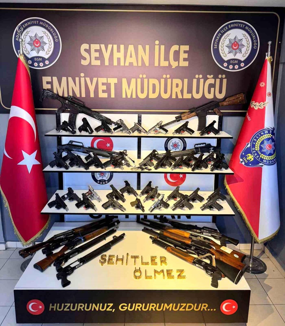 Adana\'da 58 Ruhsatsız Silah Ele Geçirildi, 12 Şüpheli Tutuklandı