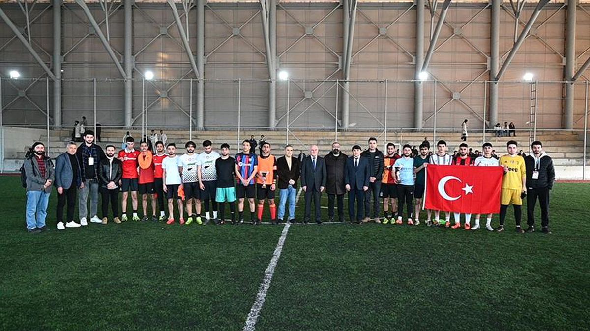 Uşak Üniversitesinde Mısırlı Öğrenciler Topluluğu tarafından düzenlenen Uluslararası Futbol Turnuvası