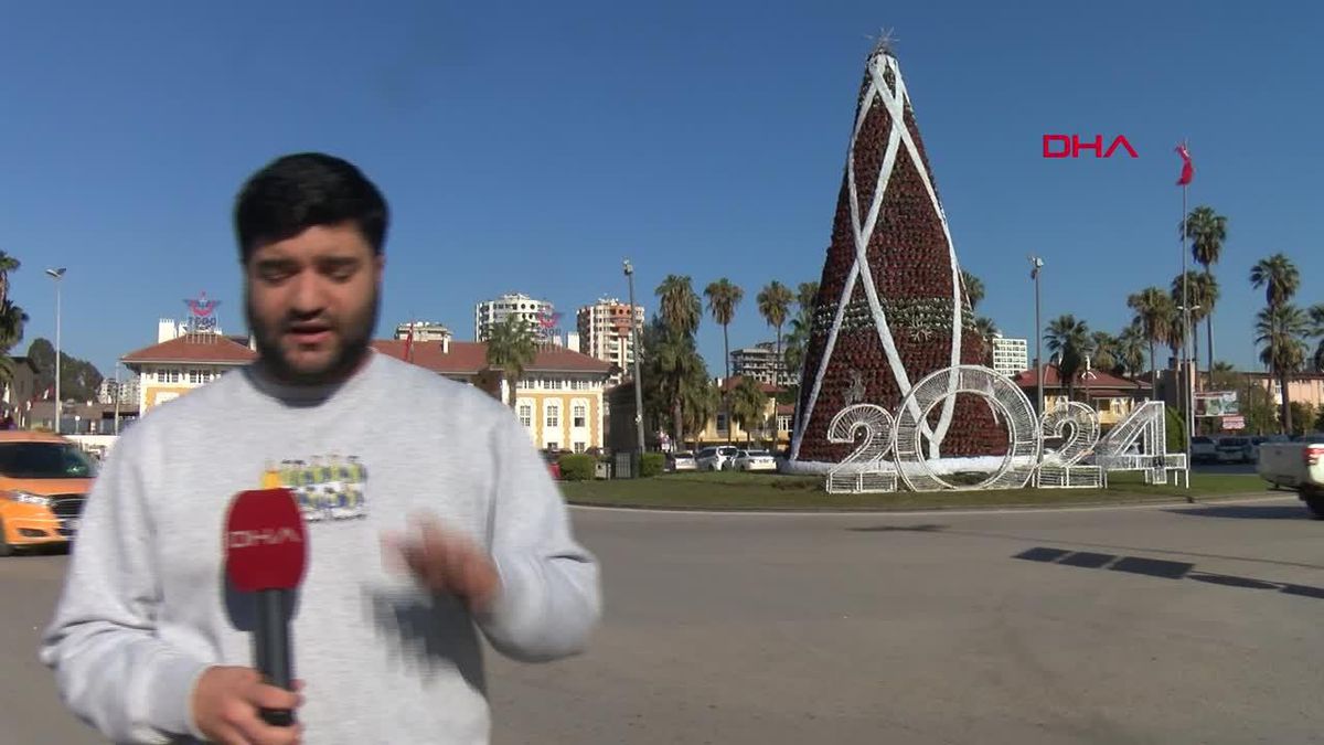 Adana\'da \'Hoş Geldin 2025\' Süslemeleri Yapıldı