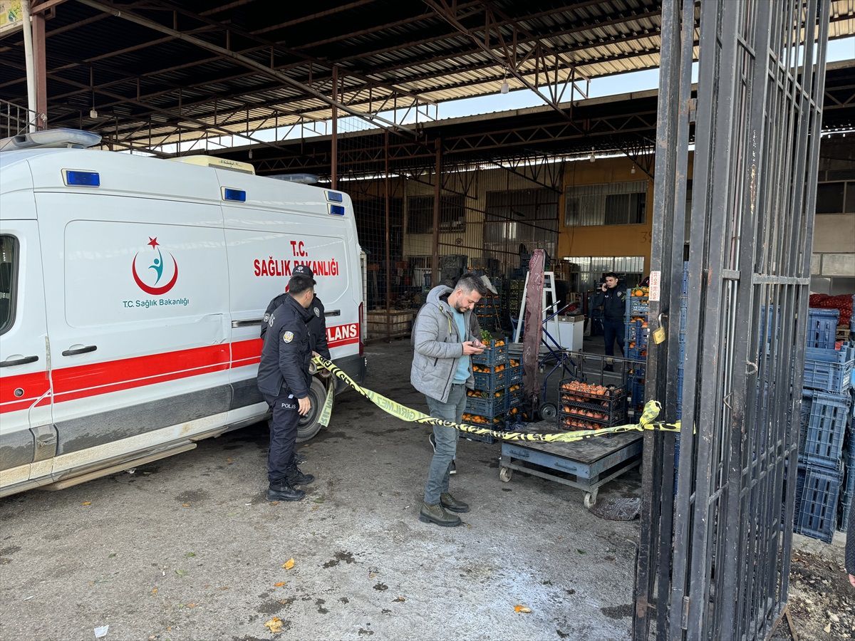 Adıyaman\'da bıçaklı kavgada genç hayatını kaybetti