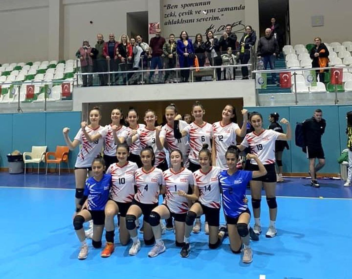 Salihli Değerli Zamanlar Spor Kulübü Grubu Birinci Tamamladı