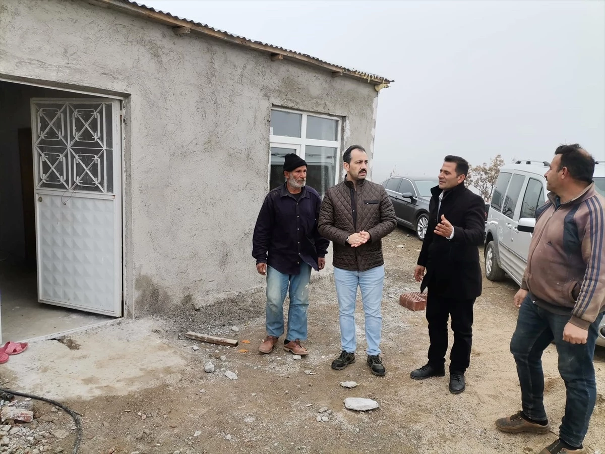 Baskil Kaymakamı Söğütdere köyünü ziyaret etti