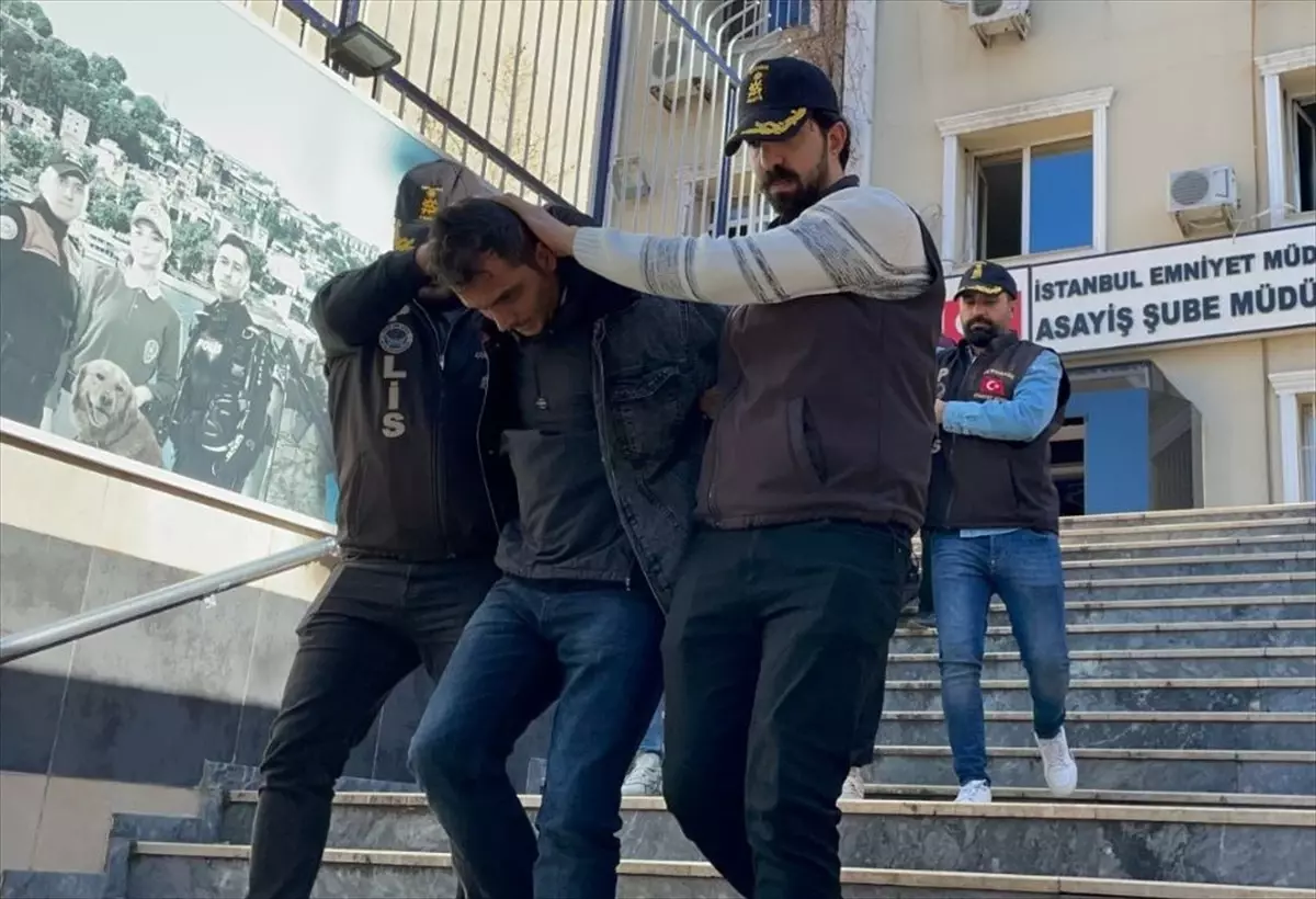 Küçükçekmece'de Oto Galeri İşleten Kişinin Öldürülmesiyle İlgili 4 Şüpheli Tutuklandı