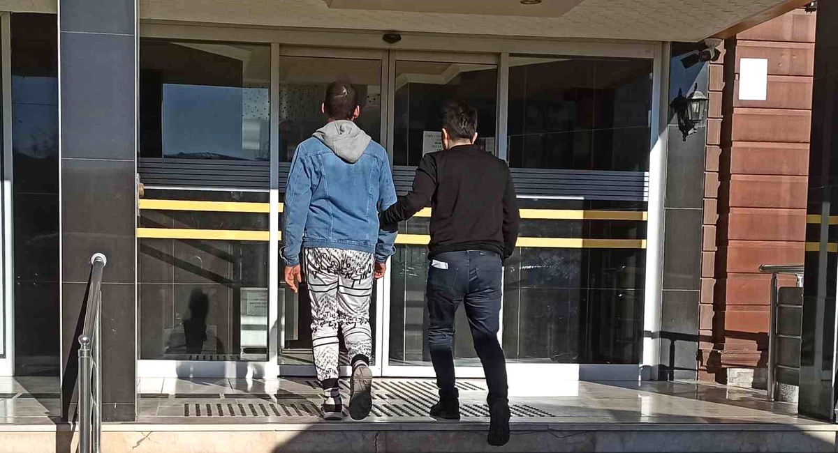 Bafra\'da lunaparktan para çalan çocuk yakalandı