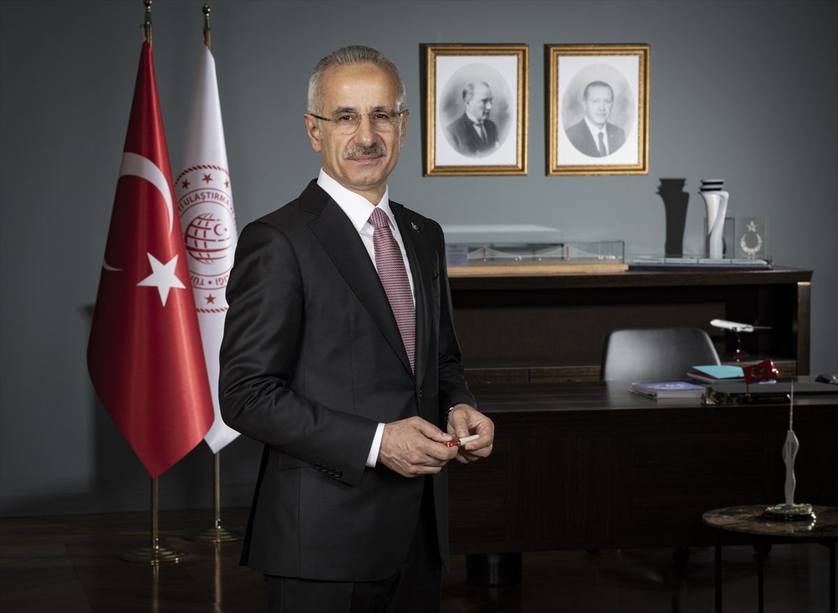 Yurt dışında yaşayan Türklere mobil cihaz kullanım süresi uzatılıyor