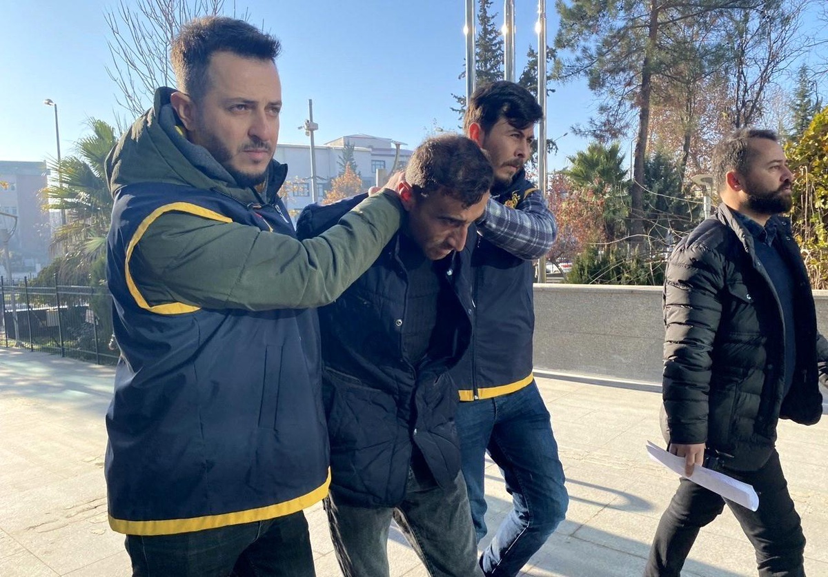 Adıyaman\'da 16 yaşındaki çocuğu bıçaklayarak öldüren şahıs tutuklandı