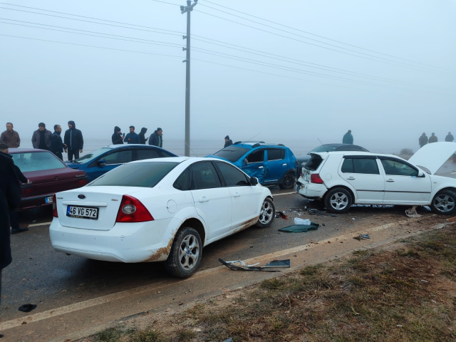 Bir günde 2 facia! Kahramanmaraş'ta 22 araç birbirine girdi: 15 yaralı