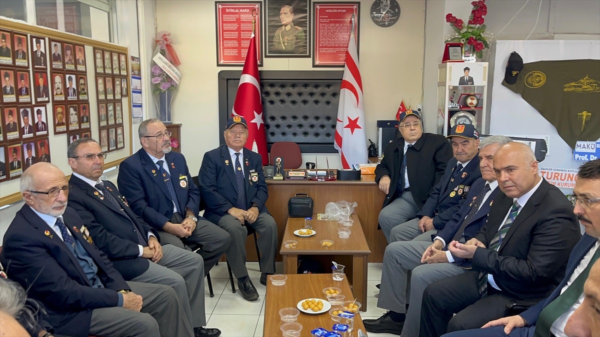 Burdur\'da Şehitler İçin Kur\'an-ı Kerim Okutuldu ve Lokma Tatlısı Dağıtıldı