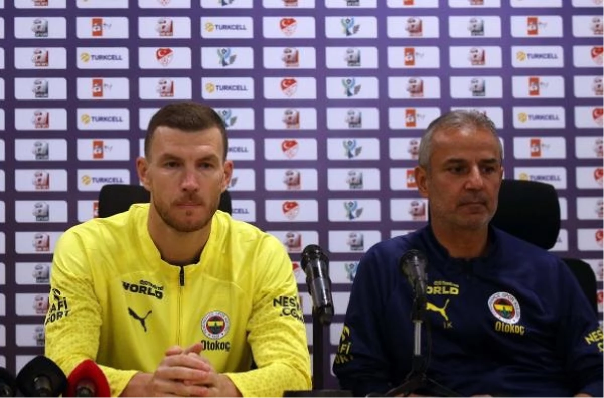 Dzeko: \'Umarım kaptan olarak Fenerbahçe ile ilk kupamı kazanırım\'