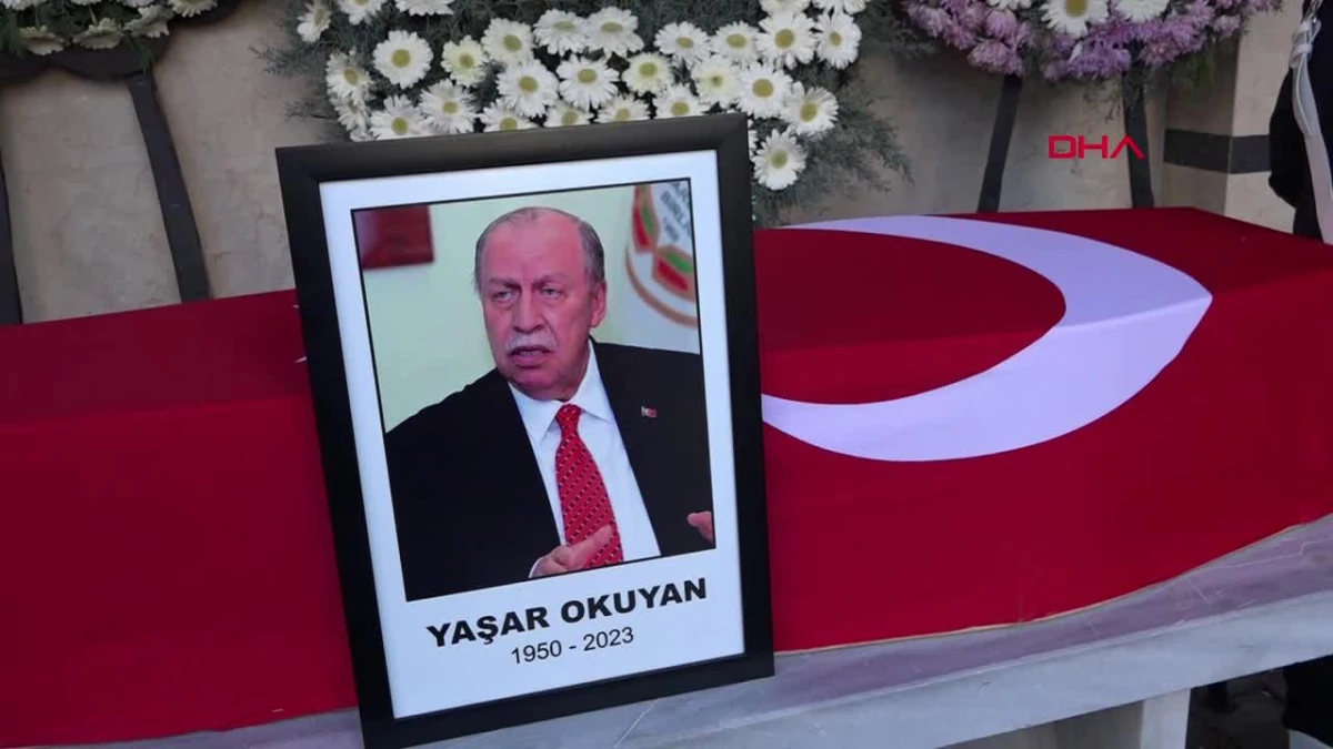 Eski Çalışma ve Sosyal Güvenlik Bakanı Yaşar Okuyan\'ın cenazesi Yalova\'da defnedildi
