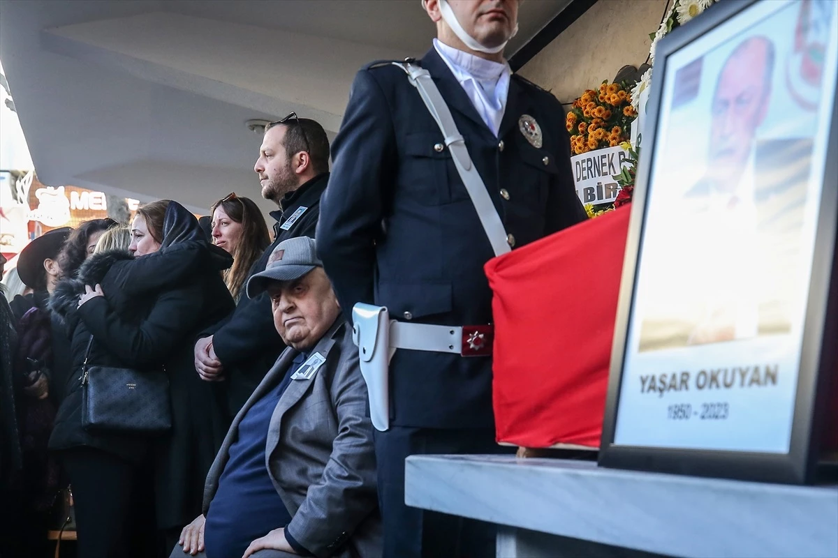 Eski Bakan Yaşar Okuyan\'ın Cenazesi Yalova\'da Defnedildi