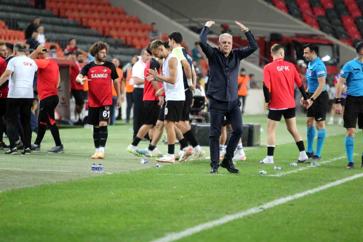 Gaziantep FK, Sumudica ile ilk yarıyı 19 puanla tamamladı