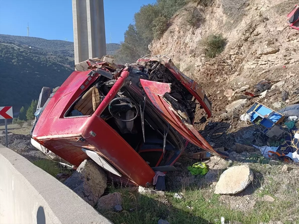 Gaziantep\'te devrilen mazot yüklü tanker kazasında sürücü hayatını kaybetti