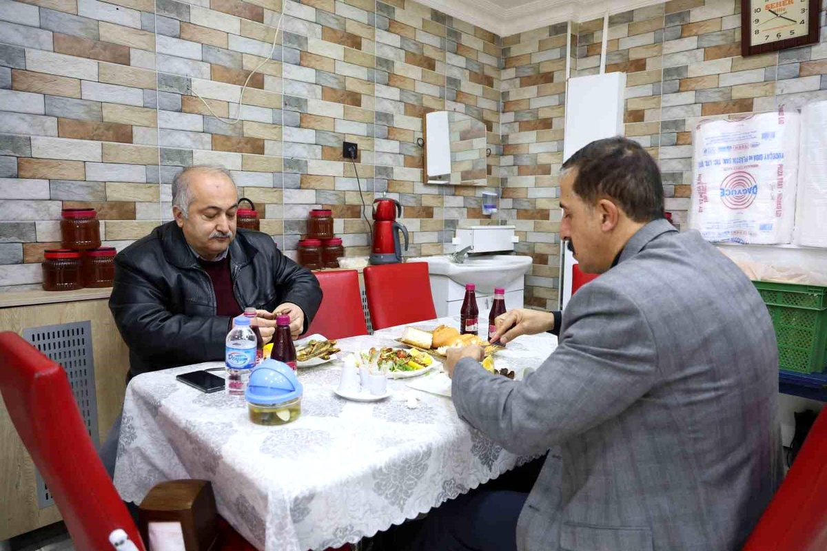 Elazığ\'da Balık Ekmek Dükkanı Açıldı