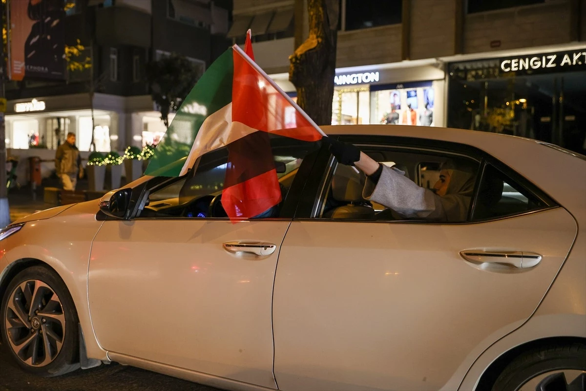 İstanbul\'da Filistin\'e destek amacıyla araç konvoyu düzenlendi