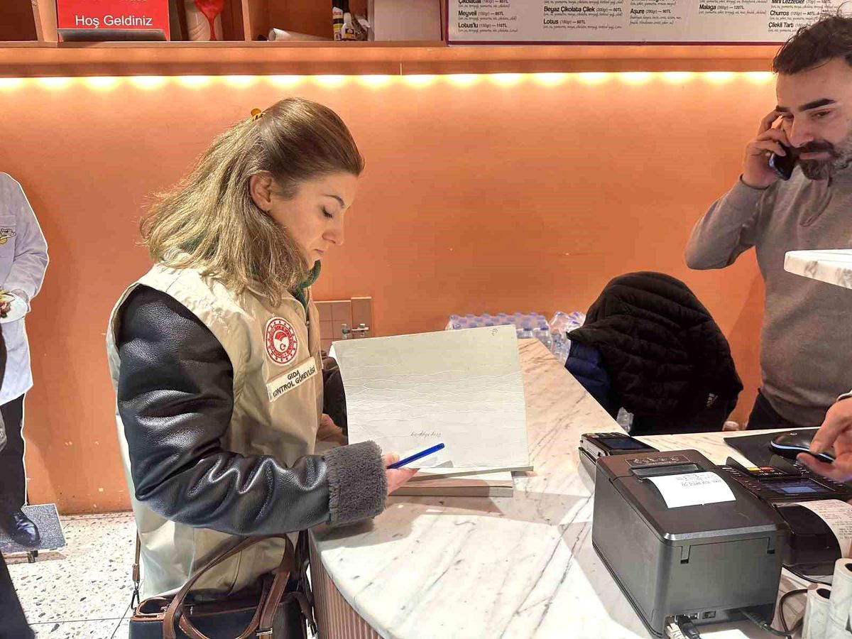 Kadıköy\'de Yeni Yıl Öncesi İşletmelere Denetim