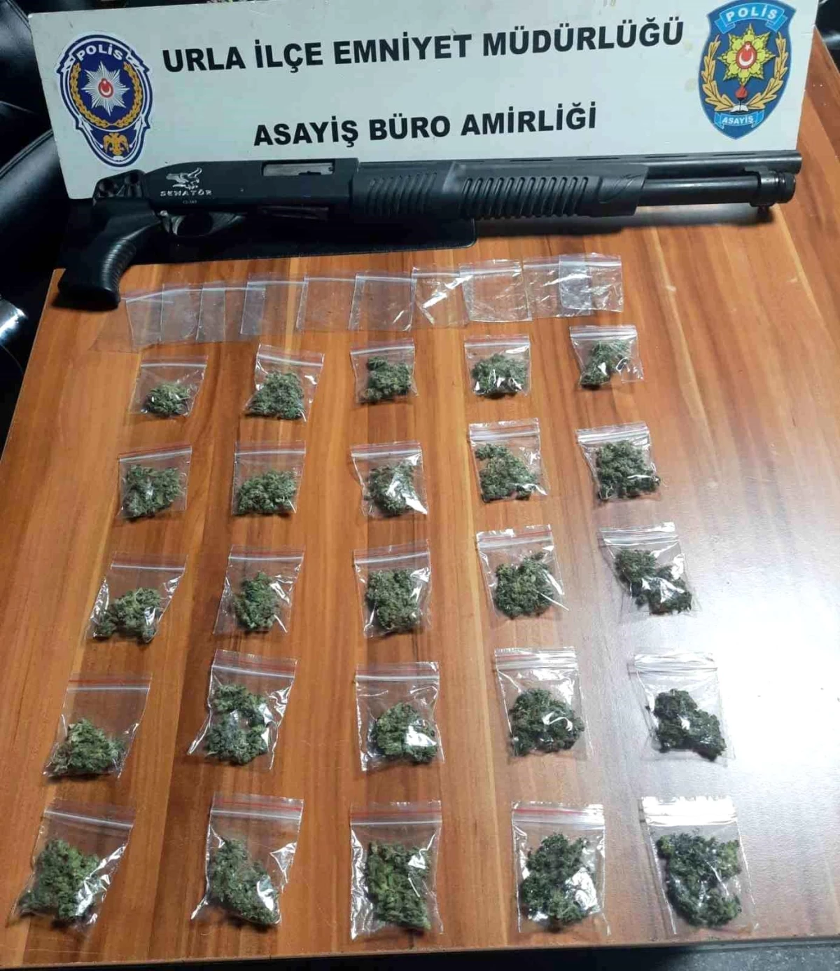 İzmir\'de uyuşturucu ticareti yapan 1 kişi tutuklandı