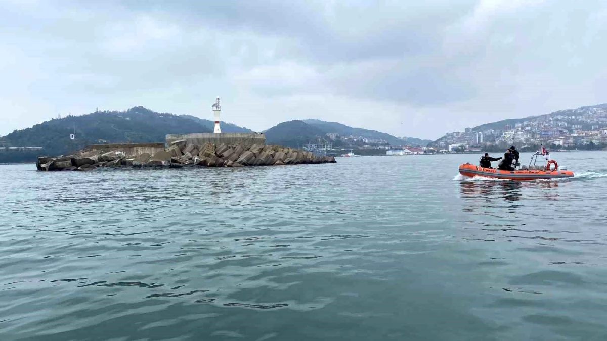 Zonguldak\'ta batan geminin kayıp mürettebatı aranıyor
