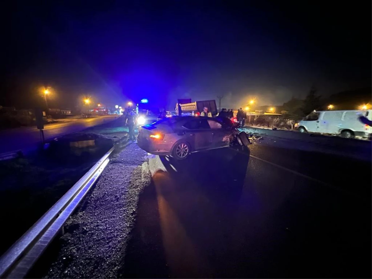 Karabük\'te 3 araçlı zincirleme trafik kazasında 1 kişi yaralandı